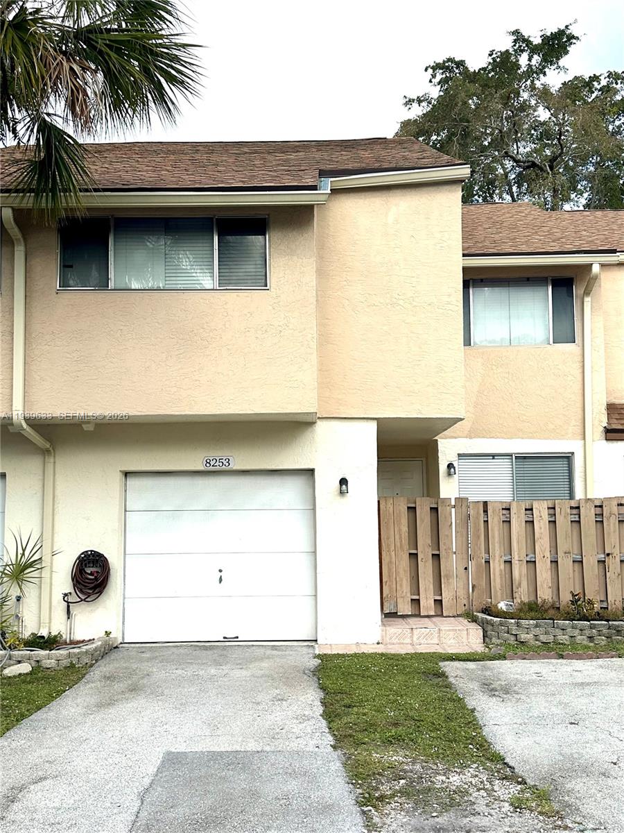 8253 NW 8th Place 2, Plantation, FL 33324, Plantation
