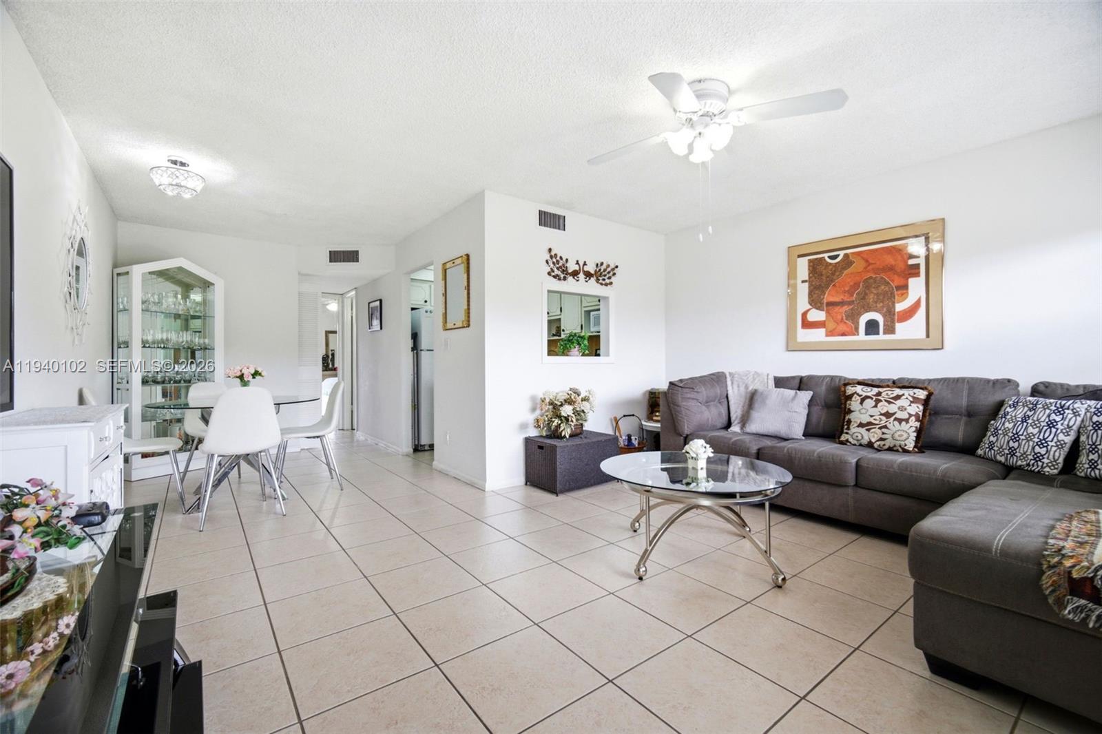 9101 Sunrise Lakes Boulevard 218, Sunrise, FL 33322, Sunrise