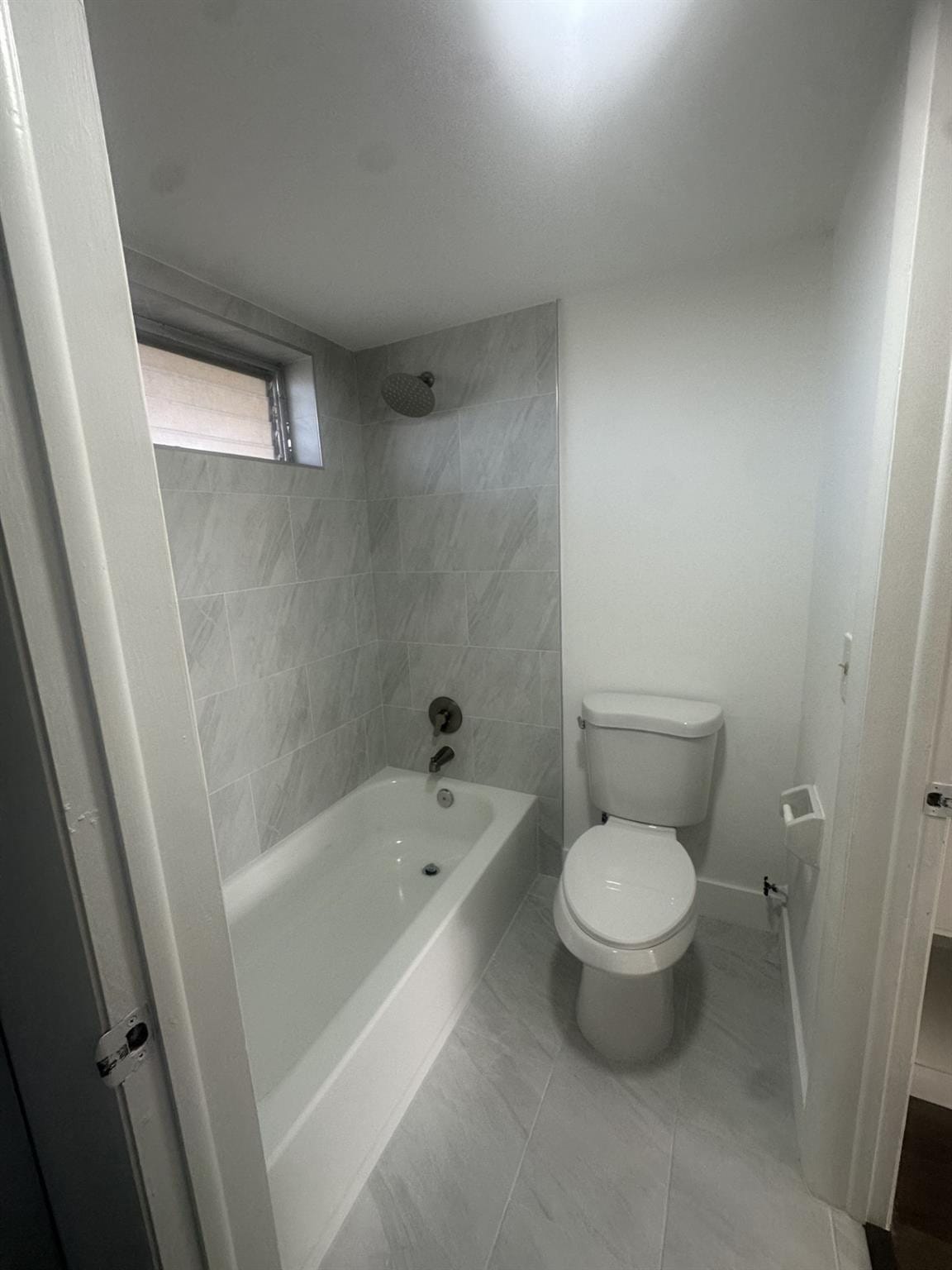 5860 NW 64th Avenue 307 — photo 11
