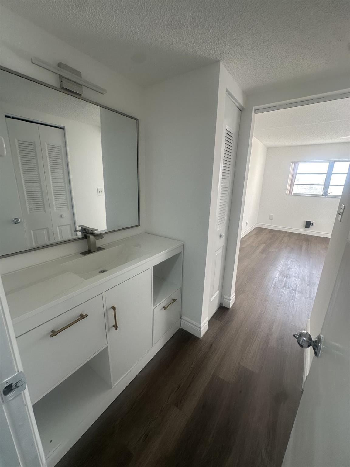 5860 NW 64th Avenue 307 — photo 12