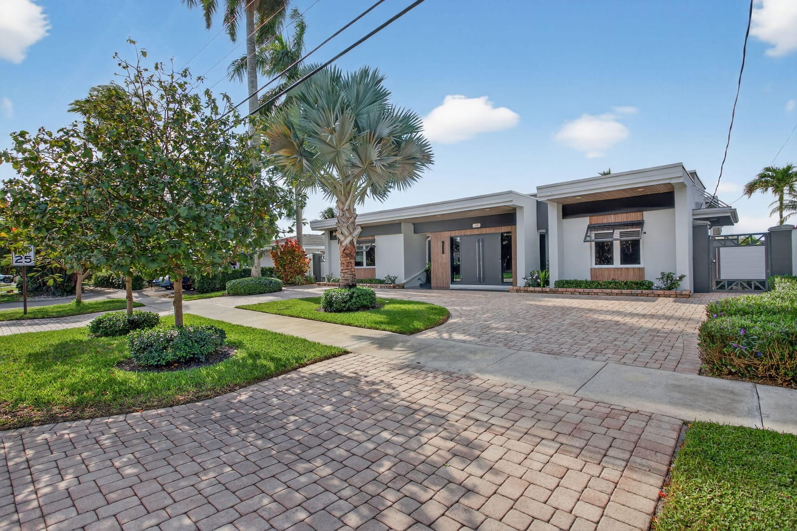 1141 SE 9th Avenue, Pompano Beach, FL 33060 photo 3
