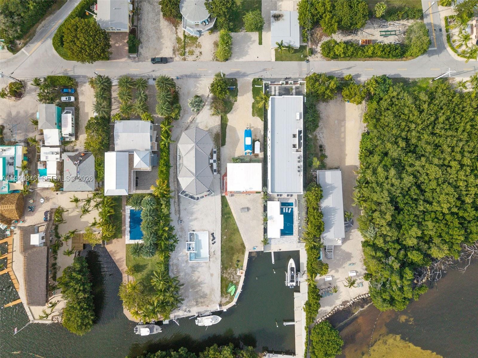127 Seaside Avenue, Key Largo, FL 33037 photo 5