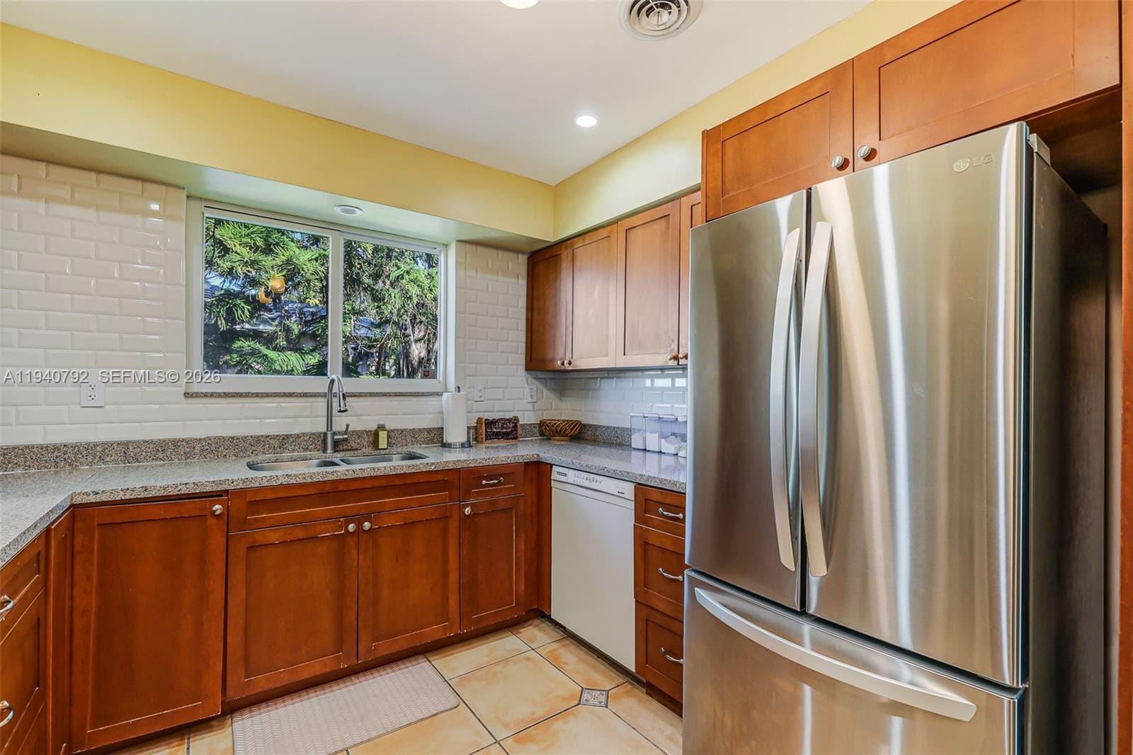 11339 NE 8th Court — photo 12