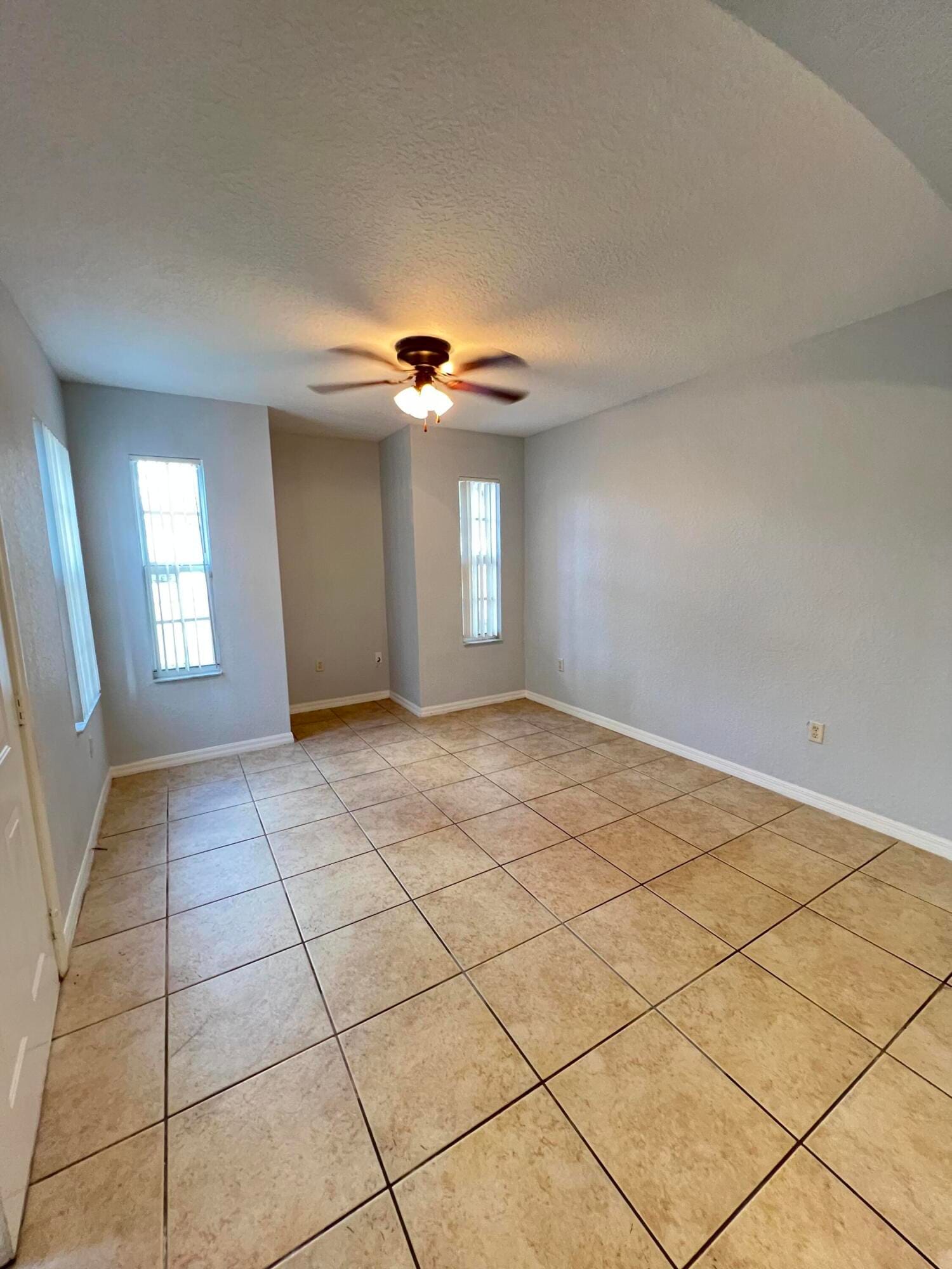 144 SW Peacock Boulevard SW 23101 — photo 4
