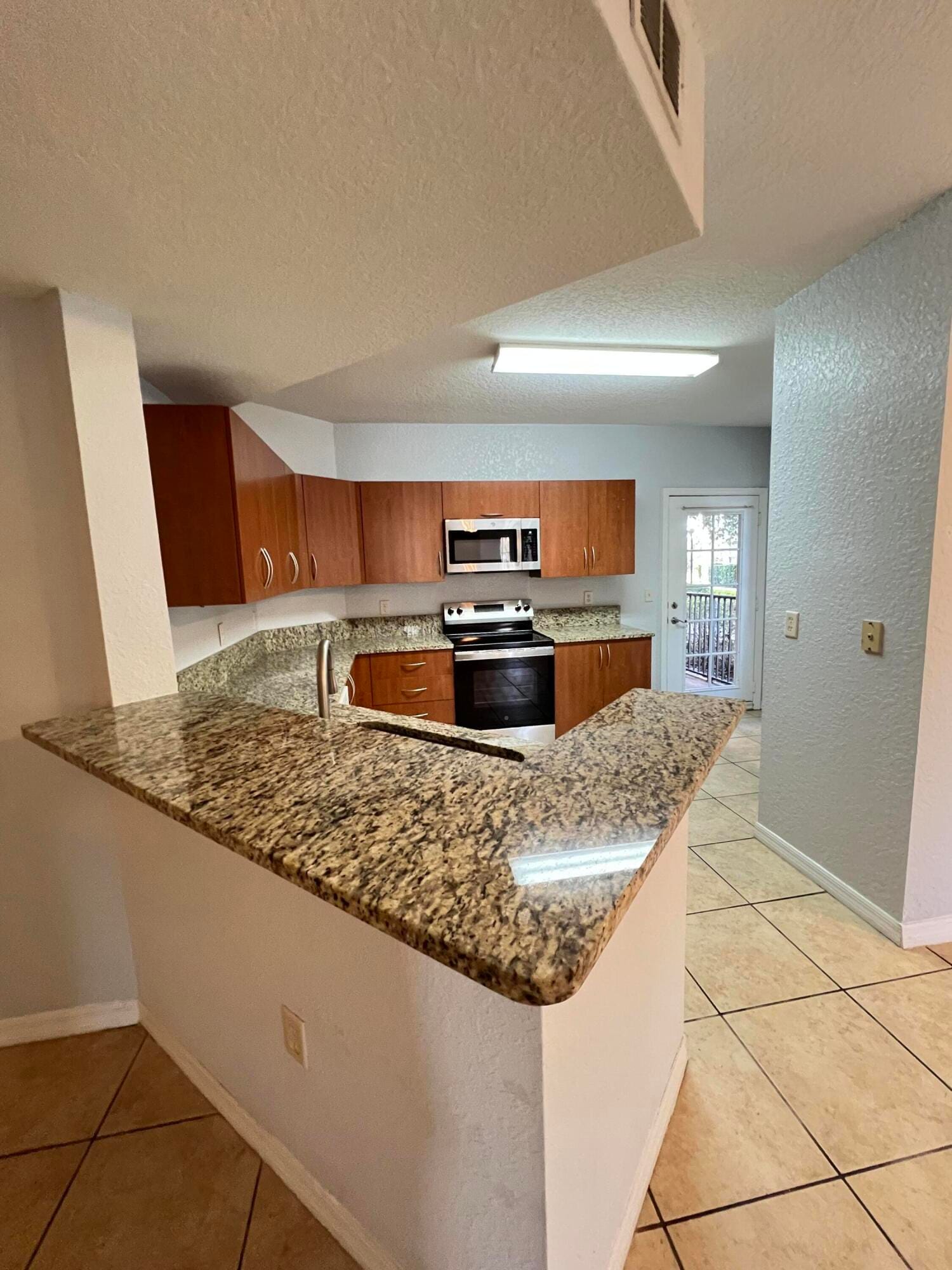 144 SW Peacock Boulevard SW 23101 — photo 5