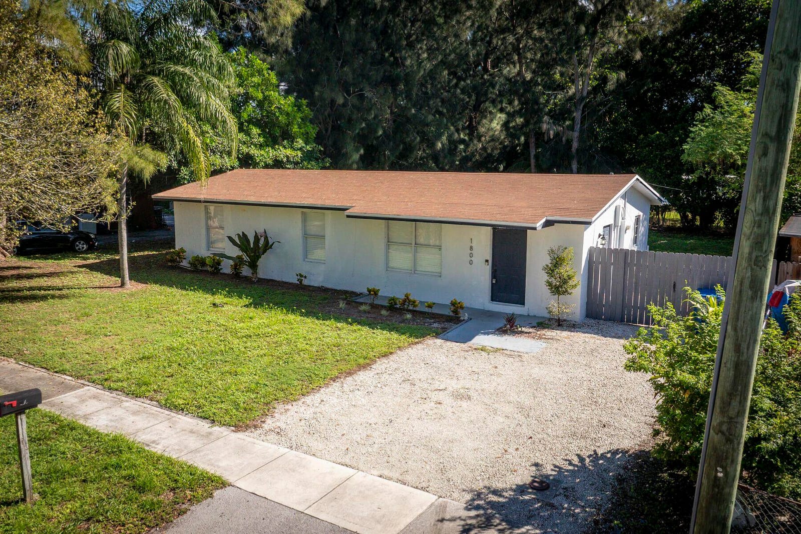 1800 NW 14th Avenue, Fort Lauderdale, FL 33311