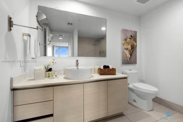2602 E Hallandale Beach Boulevard R2006, Hallandale Beach, FL 33009 photo 14