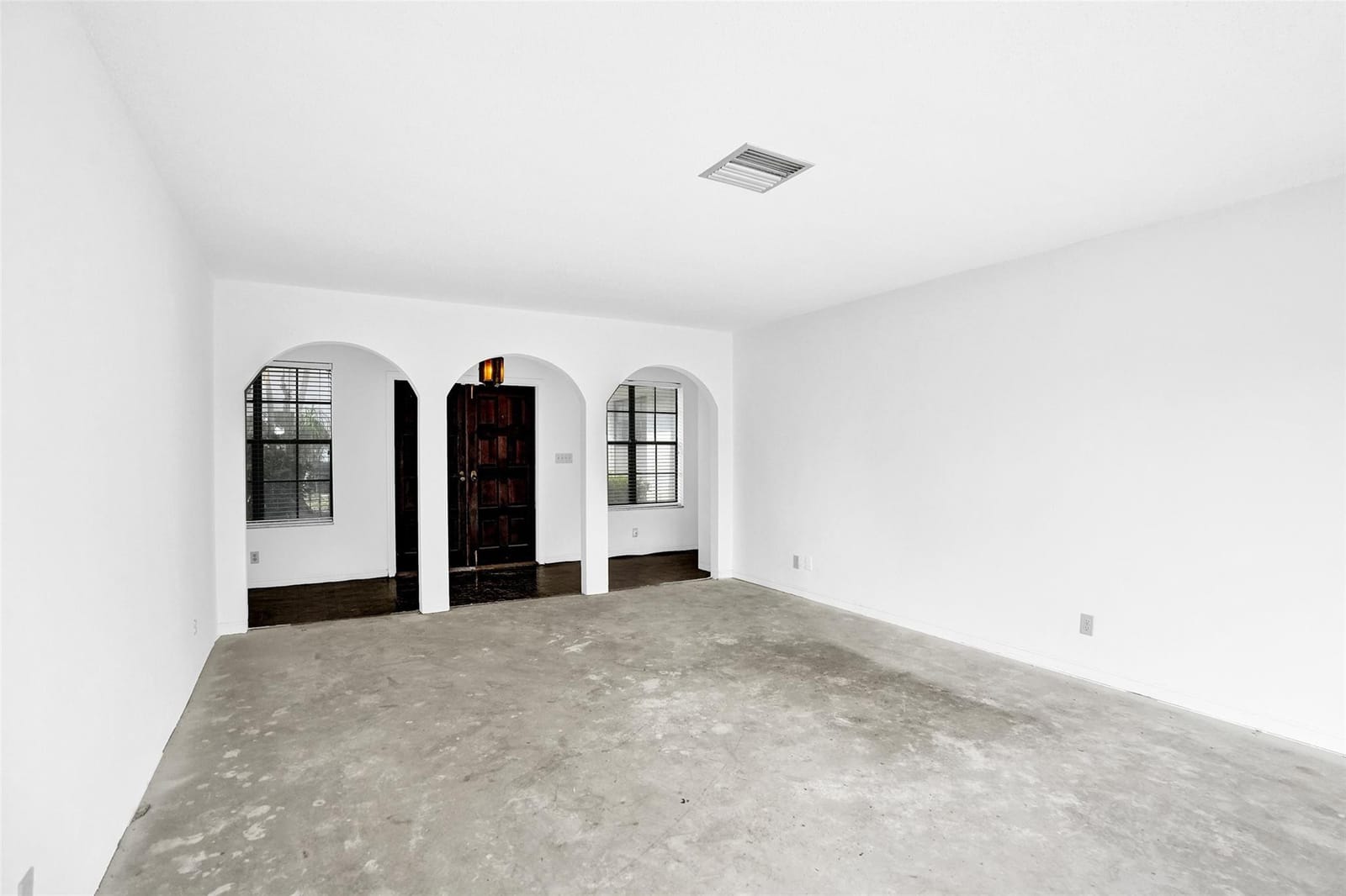 65 W Palm Drive — photo 8