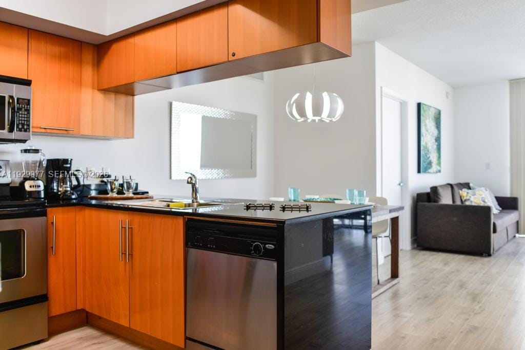 1750 N Bayshore Drive 4814 — photo 4