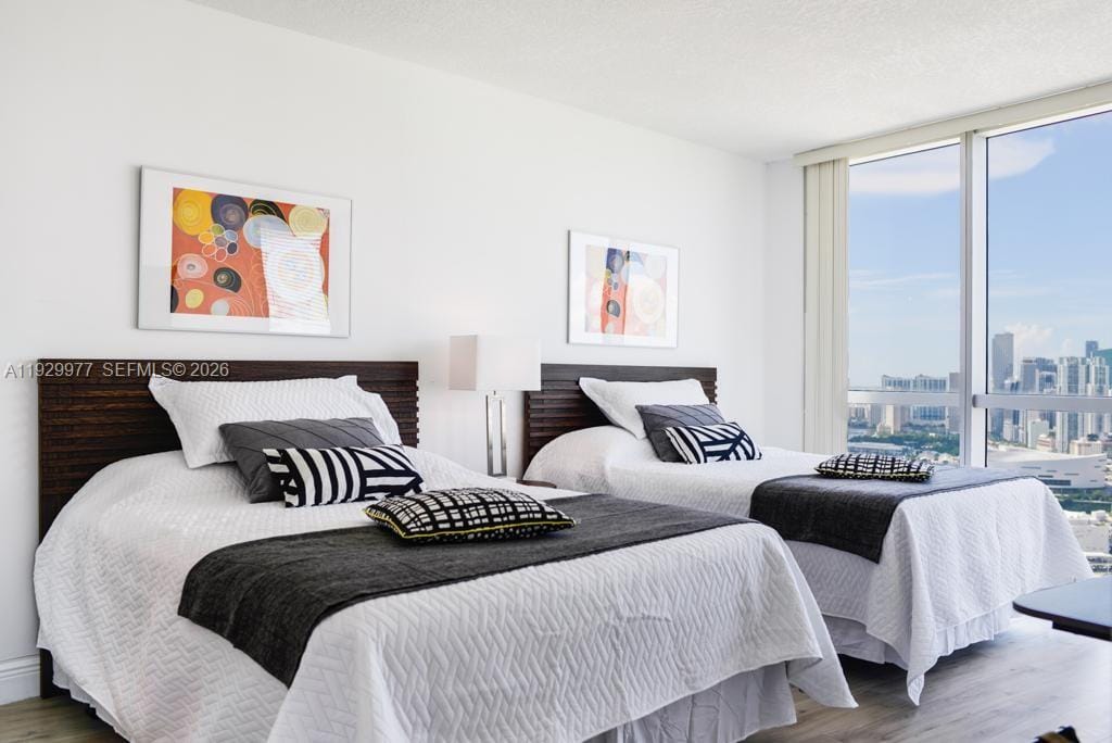 1750 N Bayshore Drive 4814 — photo 8