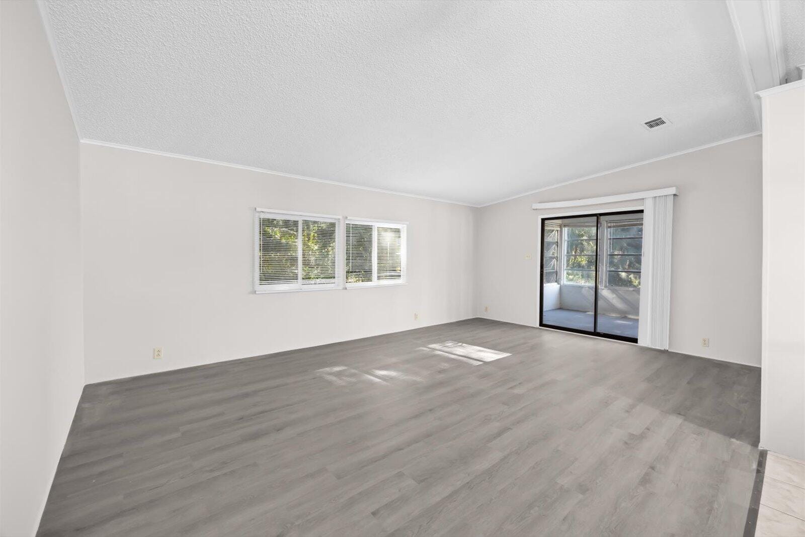 8221 Cinnamon Lane — photo 5