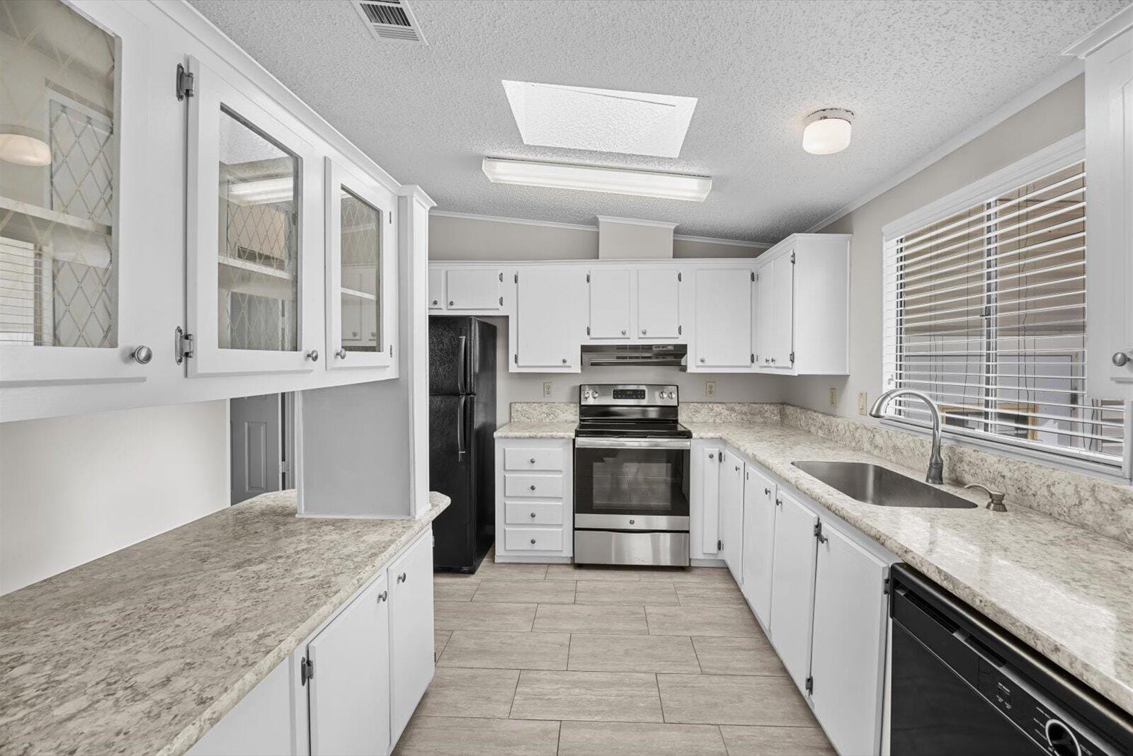 8530 Leadtree Court — photo 6