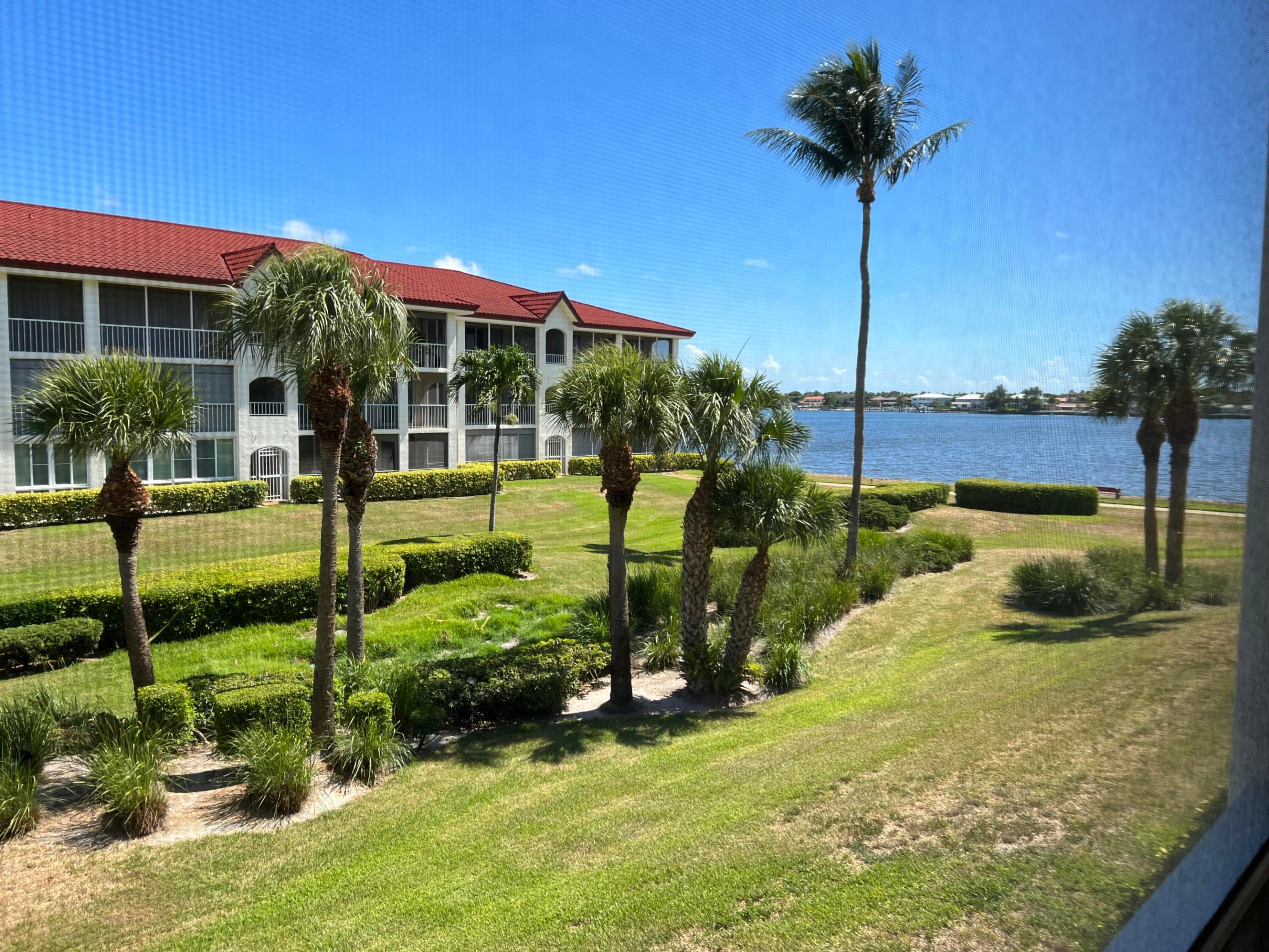 110 Half Moon Circle C1, Hypoluxo, FL 33462, Hypoluxo
