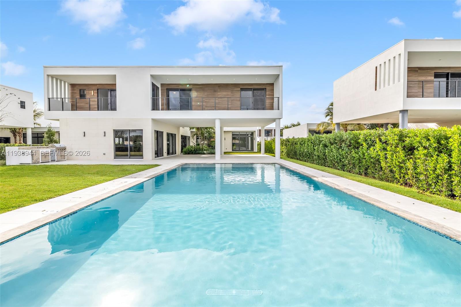 16699 N Botaniko Drive N, Weston, FL 33326, Weston