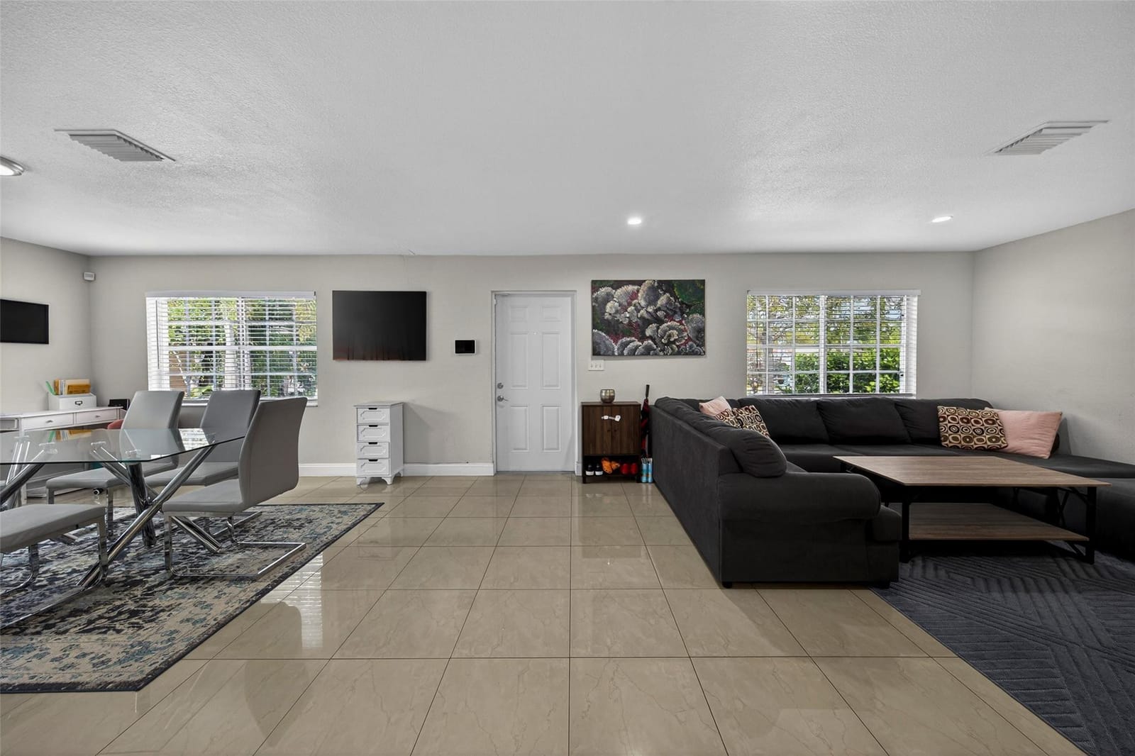 348 NW 40th Court — photo 2