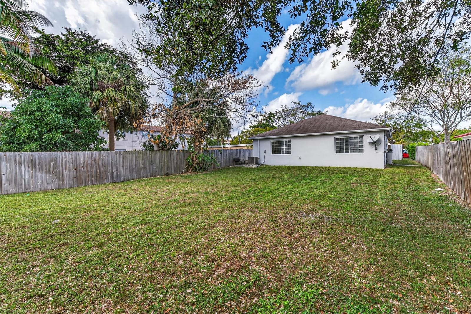 348 NW 40th Court, Oakland Park, FL 33309 photo 28