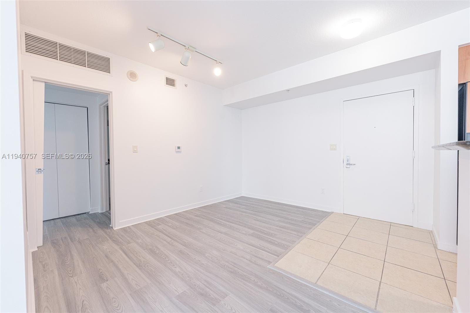 335 S Biscayne Boulevard 1108, Miami, FL 33131 photo 19