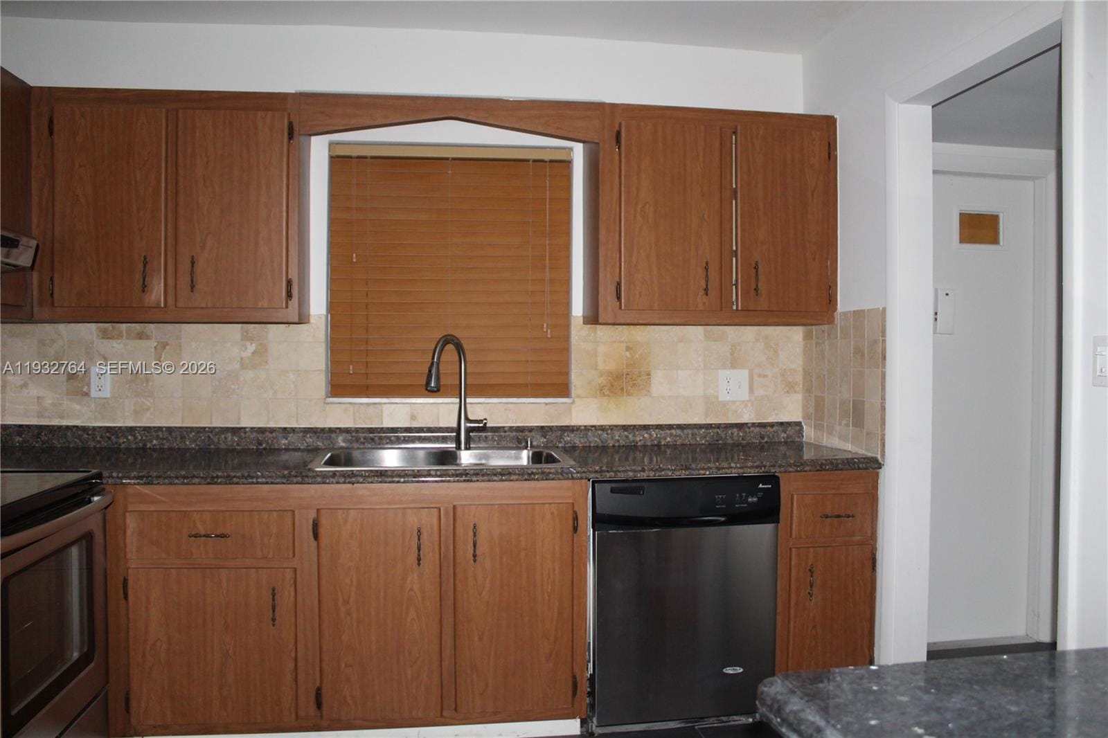 5140 SW 40th Avenue 3C — photo 6
