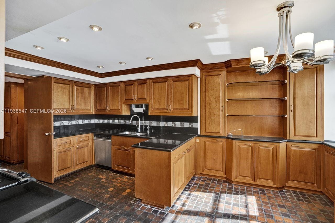 5660 Collins Avenue 11E, Miami Beach, FL 33140 photo 16