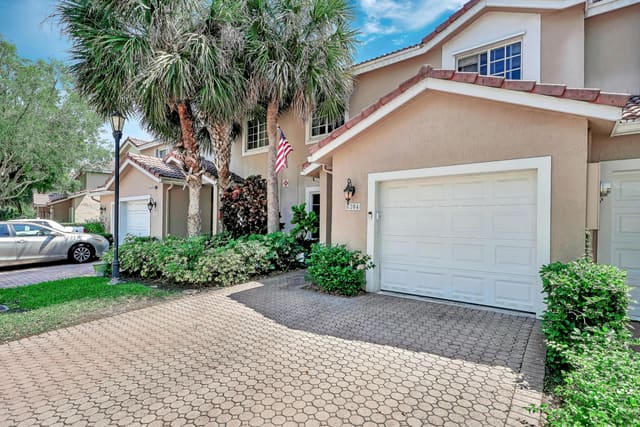 6204 NW 74th Court, sold in Parkland Terraces, Parkland, FL