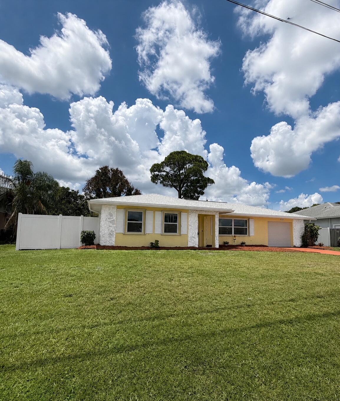 772 SE Thornhill Drive, Port St. Lucie, FL 34983, Port St Lucie