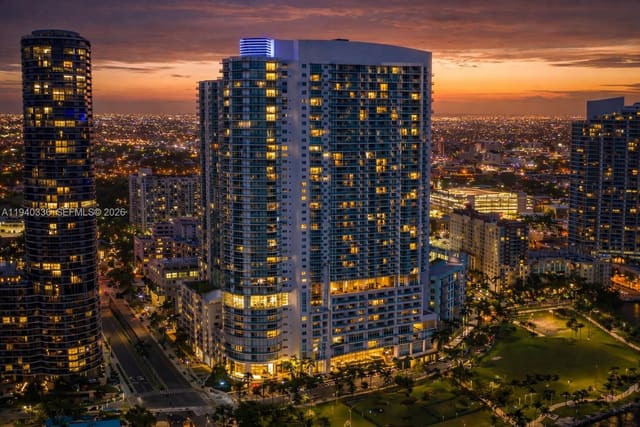 1800 N Bayshore Drive 2006, Miami, FL 33132