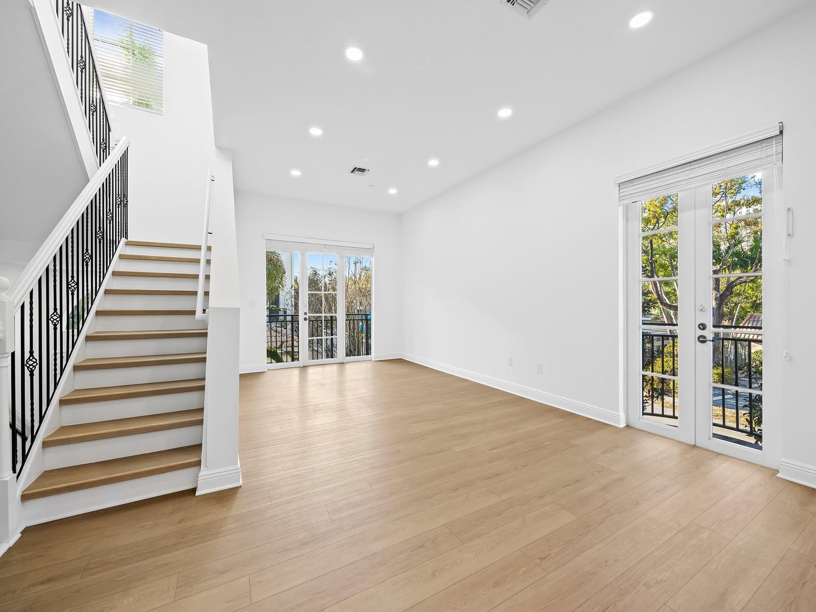 510 SE 7th Street 401, Fort Lauderdale, FL 33301 photo 23
