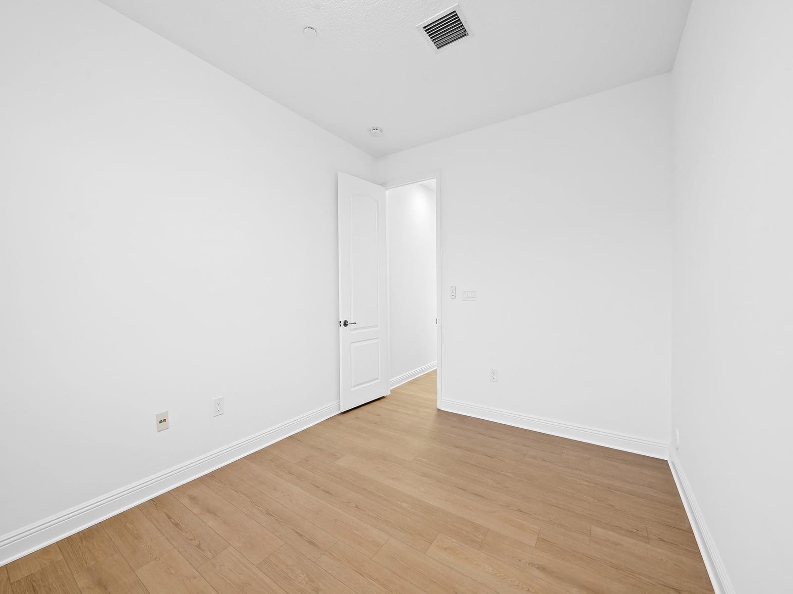 510 SE 7th Street 401, Fort Lauderdale, FL 33301 photo 30