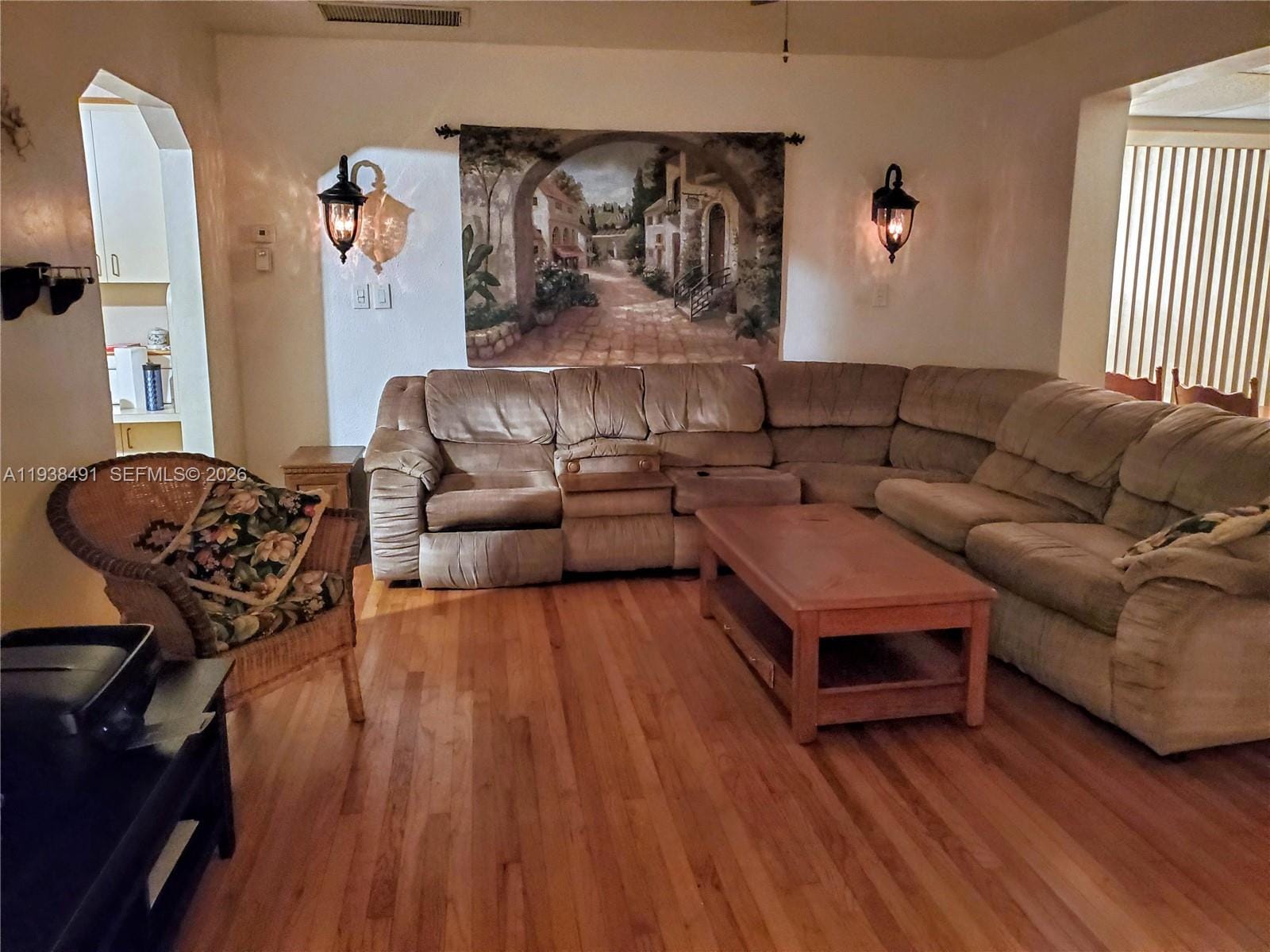 1846 Wiley Street — photo 4