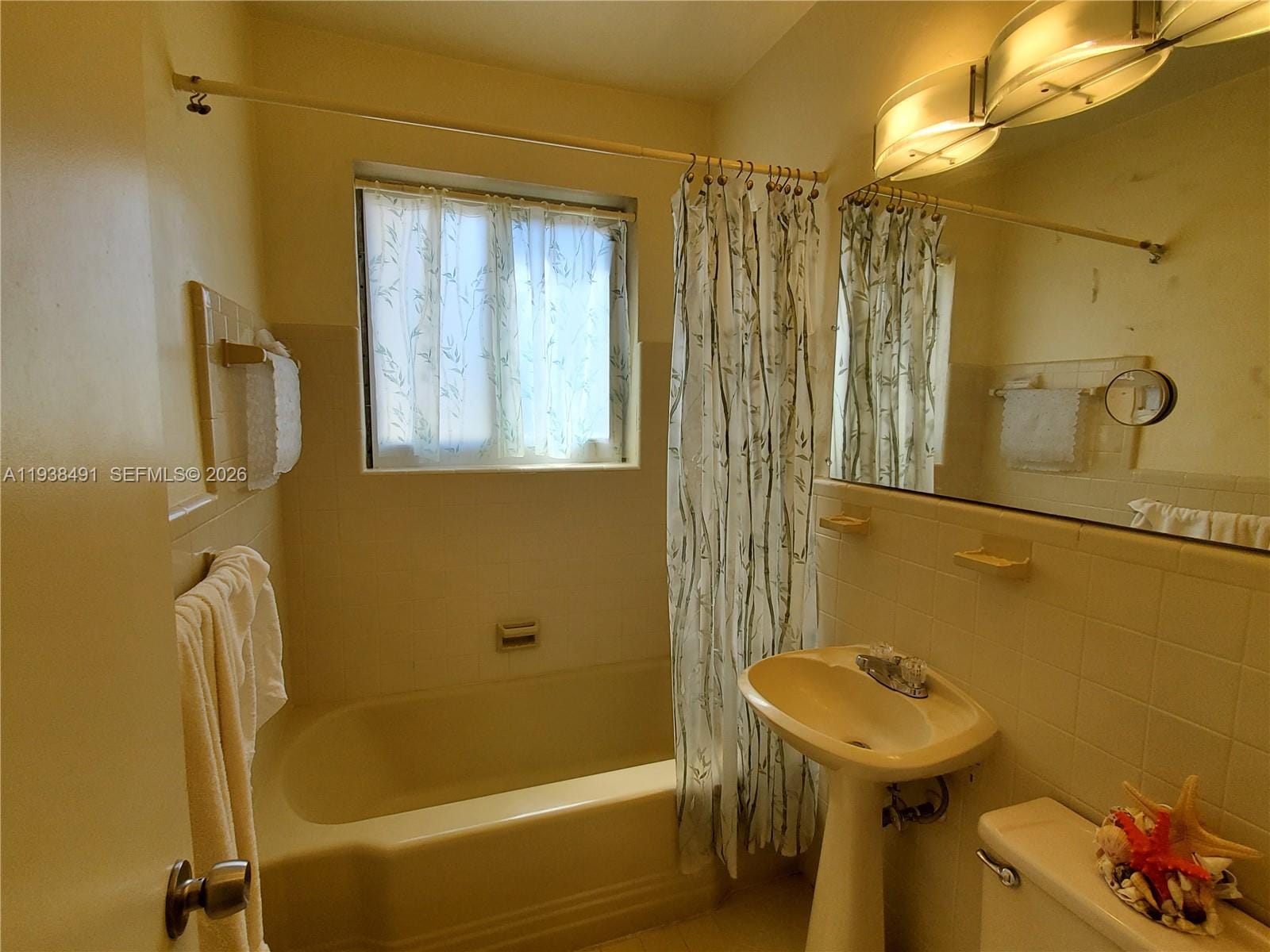 1846 Wiley Street — photo 7