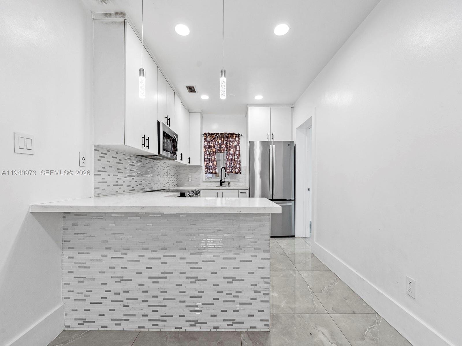 1230 NW 35th Street — photo 6