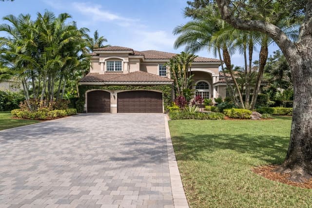 11047 Garden Ridge Court, sold in Long Lake Ranches, Davie, FL