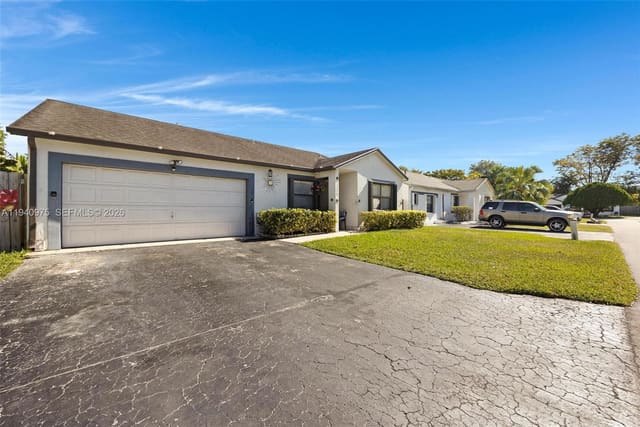 13525 SW 115th Place, Miami, FL 33176