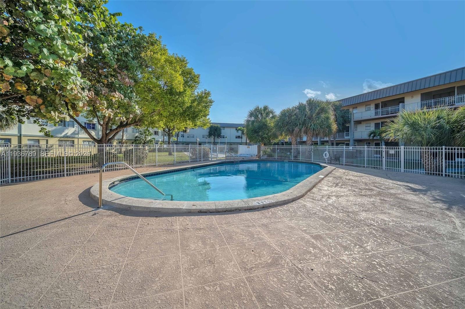 270 Layne Boulevard 305, Hallandale Beach, FL 33009 photo 20