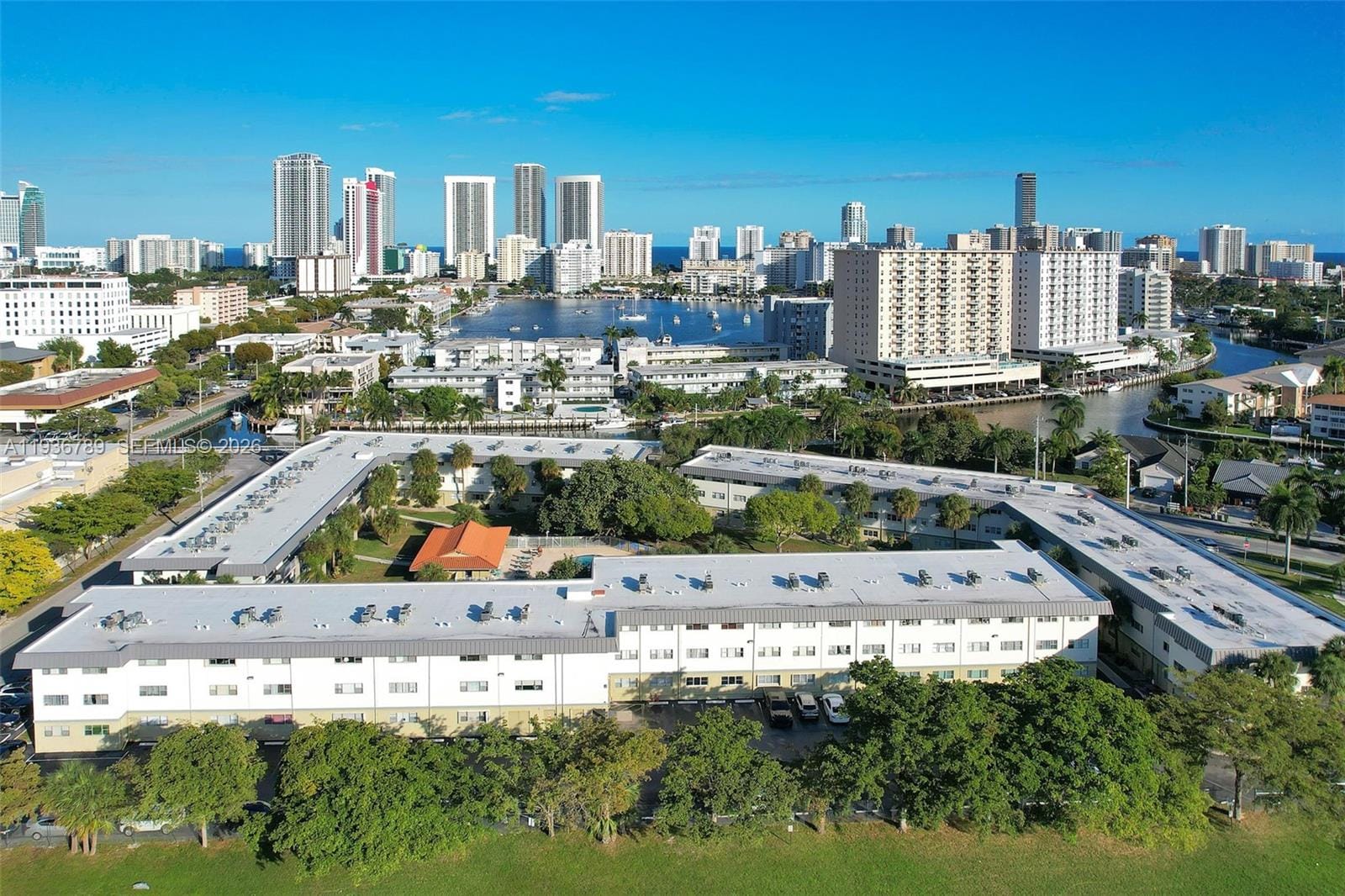 270 Layne Boulevard 305, Hallandale Beach, FL 33009 photo 29