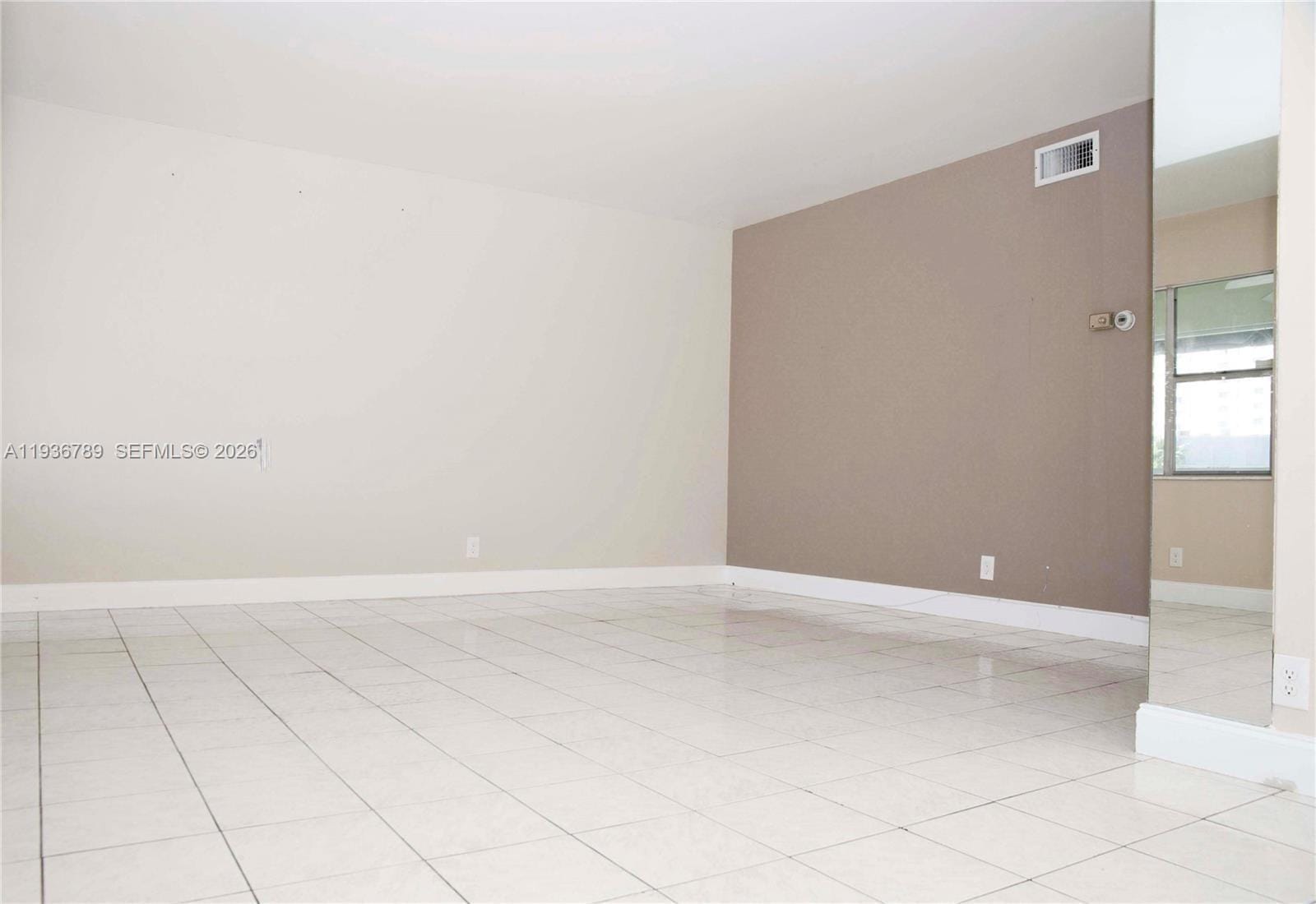 270 Layne Boulevard 305 — photo 7