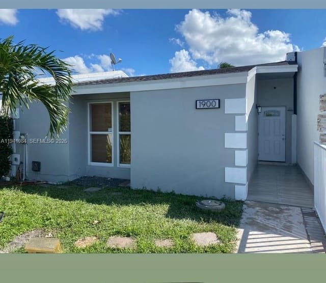 1900 W 72nd Street, sold in Chambers Land Company Sub, Hialeah, FL