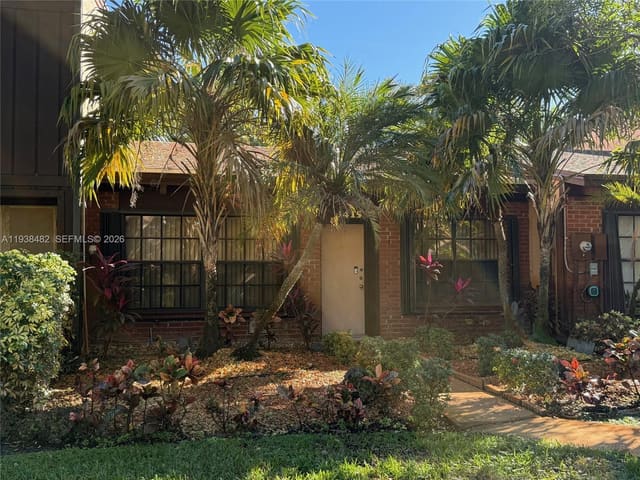 3415 Freedom Drive, sold in Tamerlane, Hollywood, FL