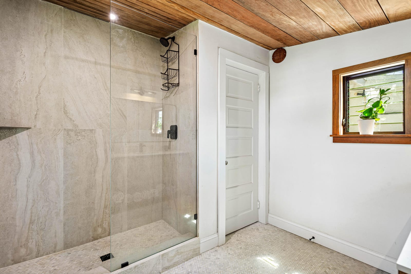 363 Glouchester Street — photo 11