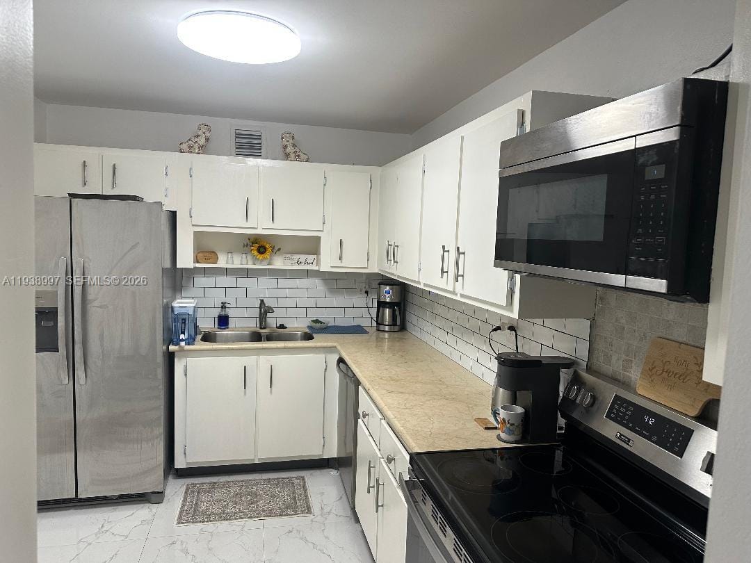 500 Three Islands Boulevard 709, Hallandale Beach, FL 33009 photo 23