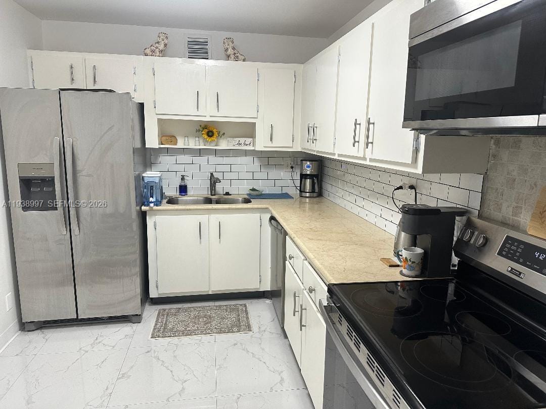 500 Three Islands Boulevard 709, Hallandale Beach, FL 33009 photo 24