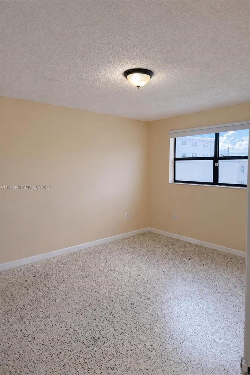 142 SW 18th Avenue 33, Miami, FL 33135 photo 3
