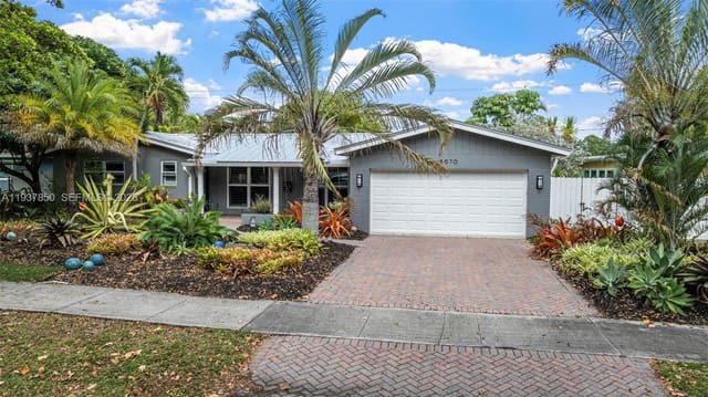 5670 NE 21st Drive, Fort Lauderdale, FL 33308