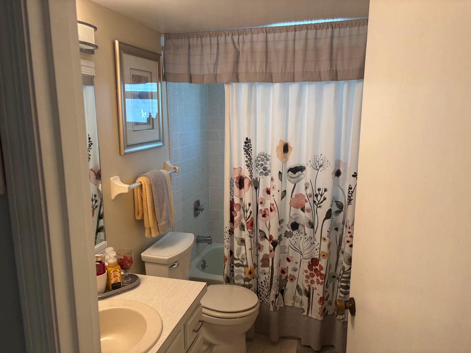 2542 S Canterbury Drive S — photo 10
