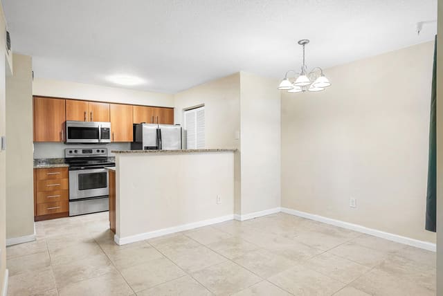 1001 Crystal Way M, Delray Beach, FL 33444