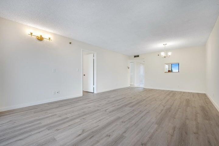 7770 Tahiti Lane 405 — photo 10