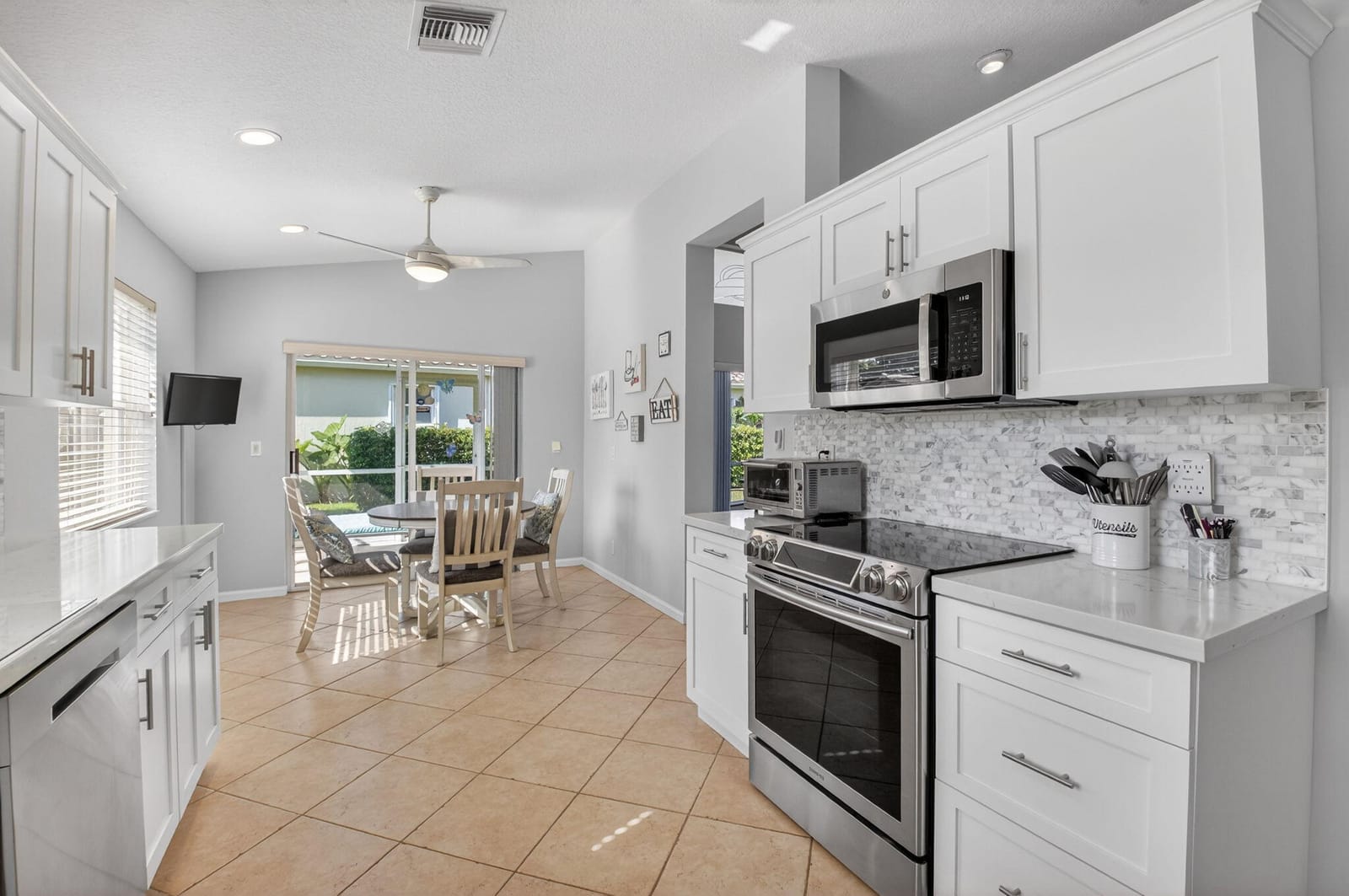 11593 Pallas Drive, Boynton Beach, FL 33437 photo 12