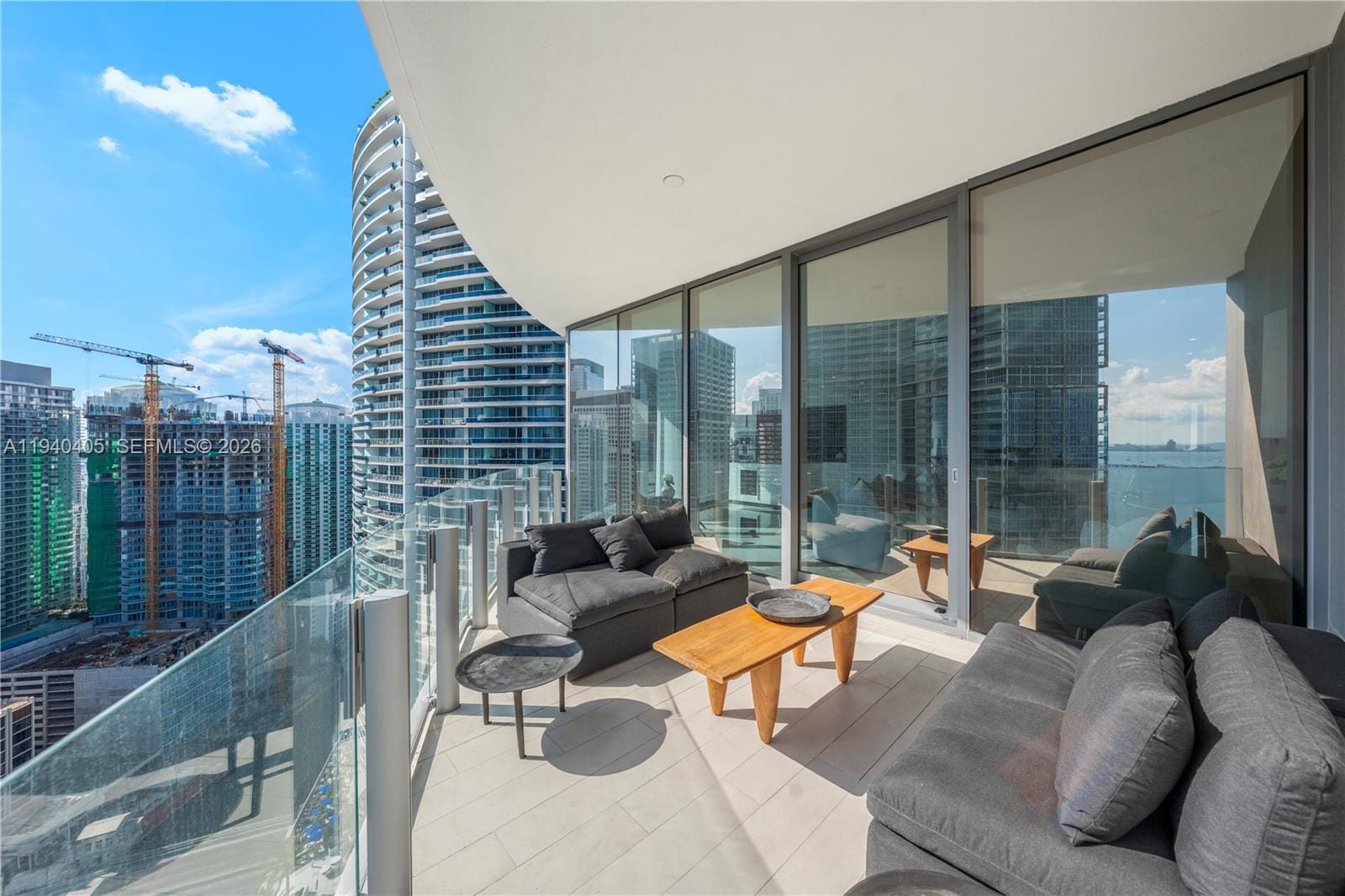 300 Biscayne Blvd Way 3407, Miami, FL 33131 photo 14