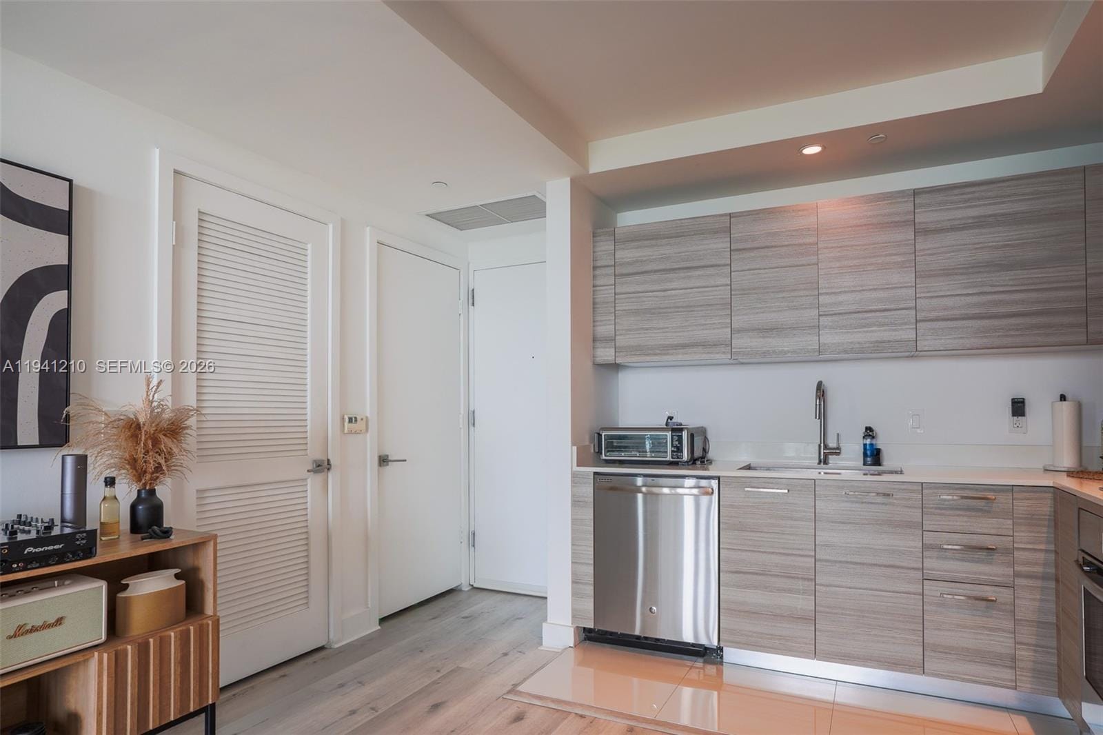 121 NE 34th Street 2711, Miami, FL 33137 photo 16