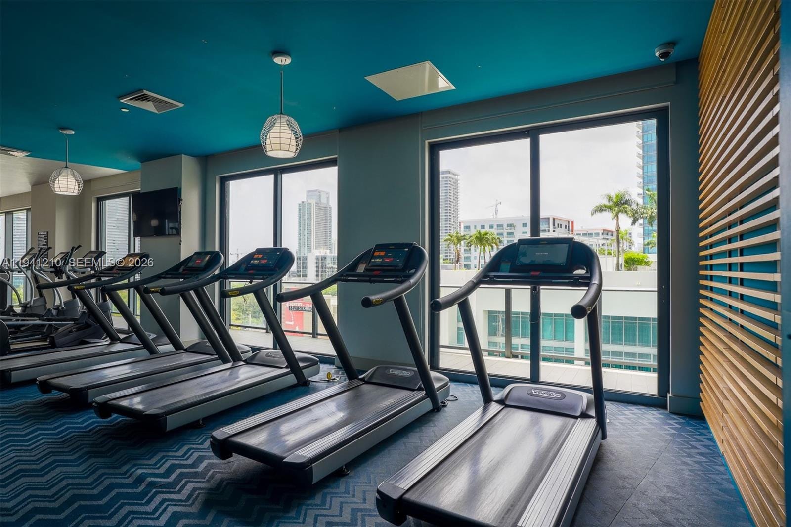 121 NE 34th Street 2711, Miami, FL 33137 photo 18